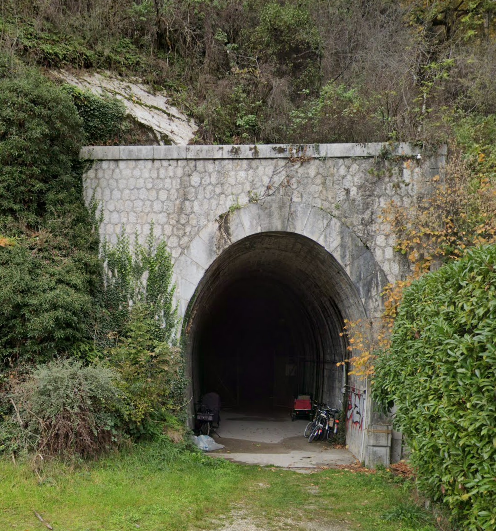 Ancien tunnel